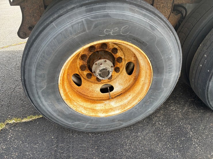 #2187-•-2002-hyundai-48'-dry-van-image-61