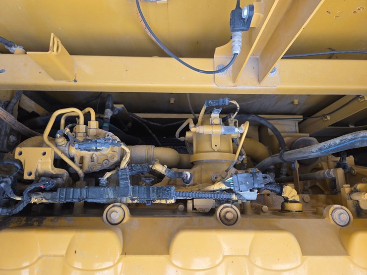 caterpillar-349el-image-40