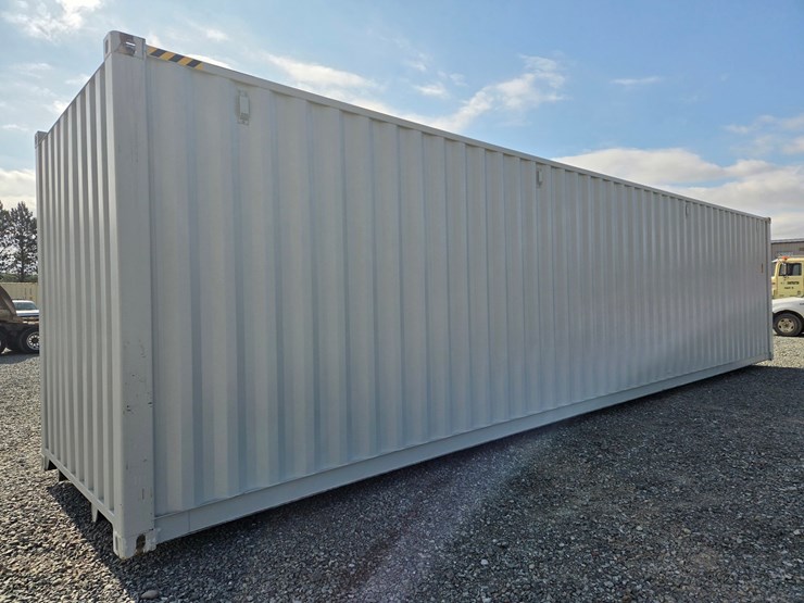 #5065-•-40'-(5)-door-shipping-container-image-5