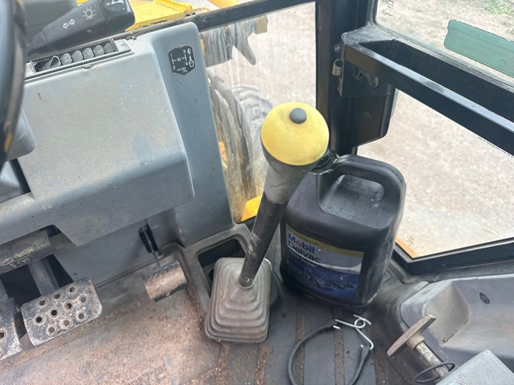 #1184-•-1997-kobelco-750-4x4-loader-backhoe-image-94