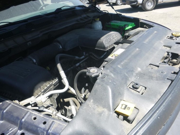 2016-dodge-1500-image-11