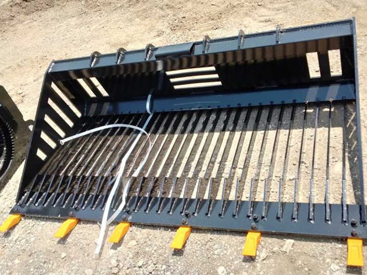 #142-•-skid-steer-66"-rock-bucket-image-2