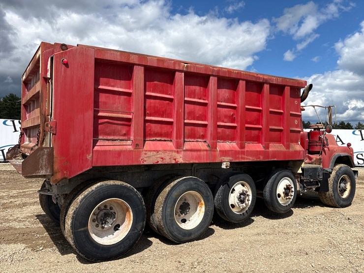 mack-dm688s-image-5