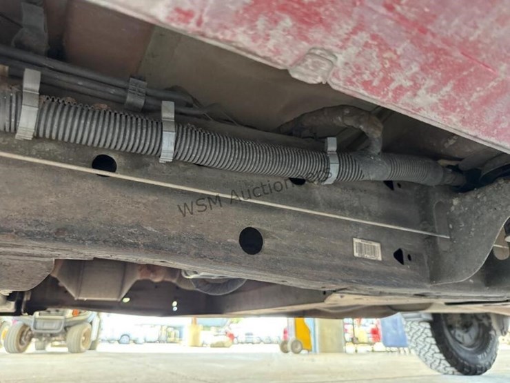 2015-chevrolet-silverado-1500-image-27