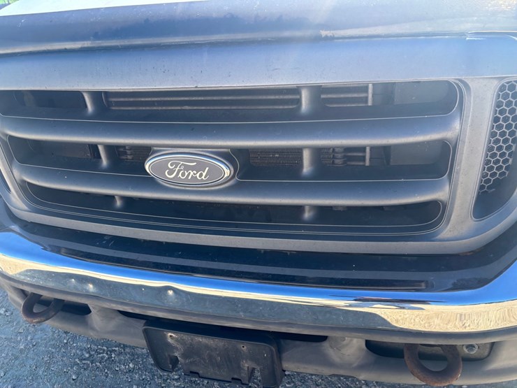 2004-ford-f450-image-16