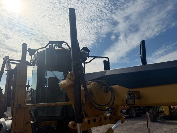 caterpillar-160m-image-166
