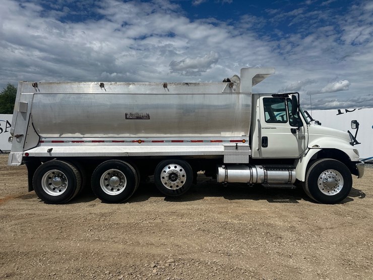 2007-international-durastar-4400-image-6