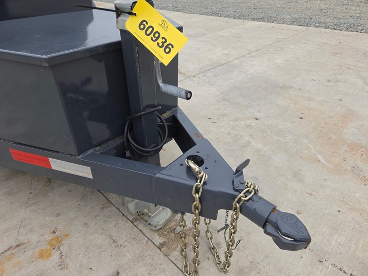 #60936-•-x-star-approx.-750-gallon-fuel-trailer-image-9
