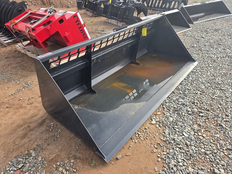 #6008-•-approx.-96"-unused-stout-skid-steer-snow-bucket-image-4