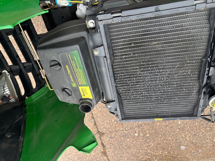 john-deere-x540-image-23