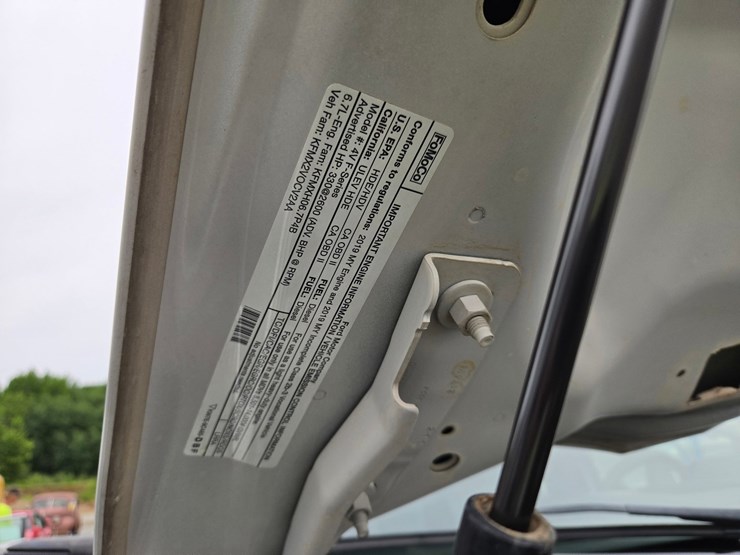 2020-ford-f350-image-45