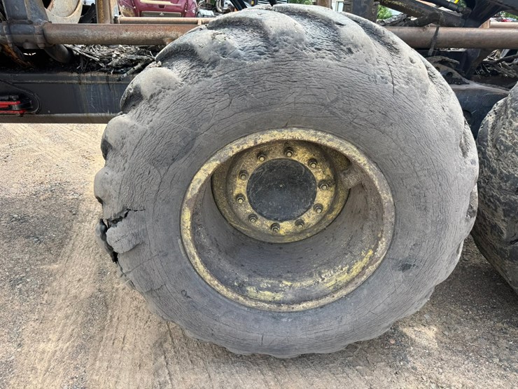 deere-1110d-image-64