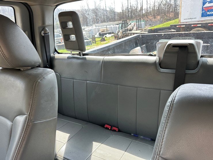 2011-ford-f250-image-24
