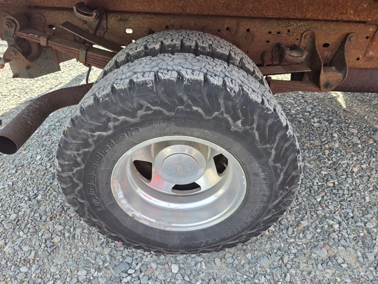 2001-ford-f350-image-50