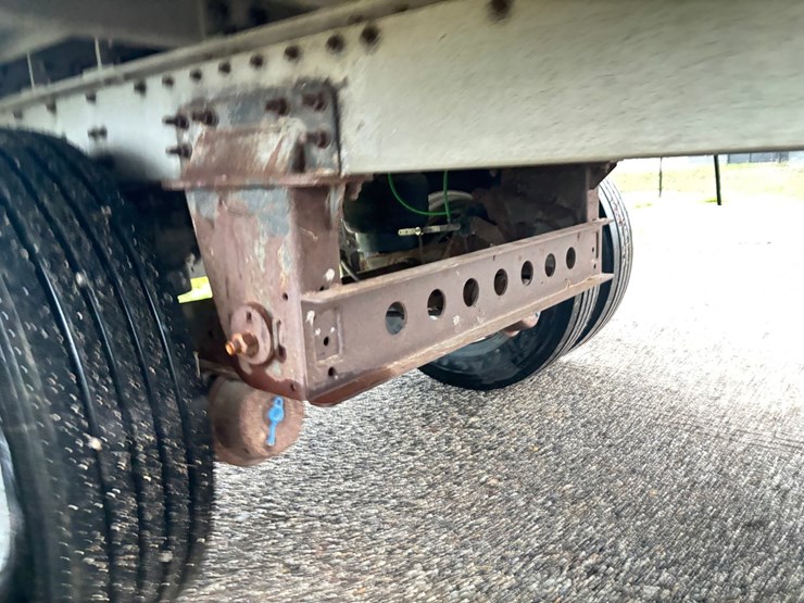 2017-eby-livestock-trailer-image-59