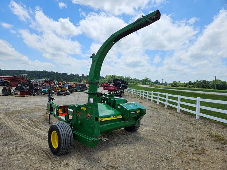 john-deere-3955-image-3