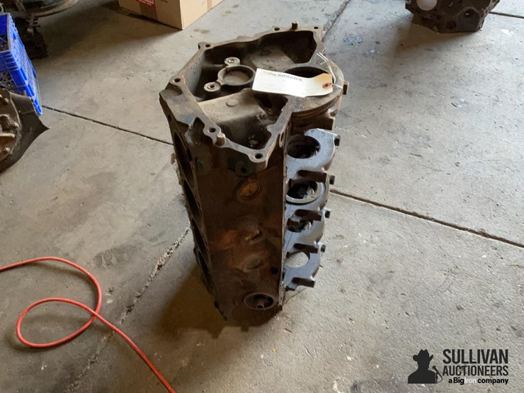 1972-ford-351-cleveland-2-bolt-standard-bore-main-block-image-4