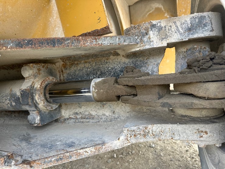 1995-caterpillar-dp70-image-50