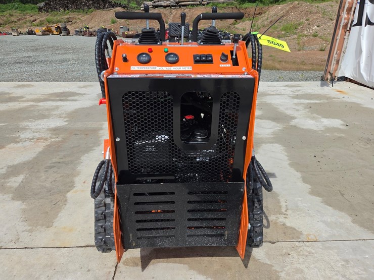 #5049-•-2026-36c-mini-skid-steer-image-4