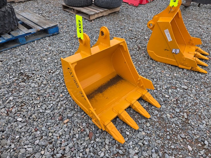 caterpillar-305-image-4