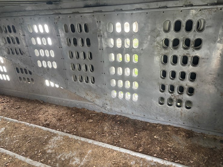 #2150-•-2017-barrett-53'-cattle-semi-trailer-image-29