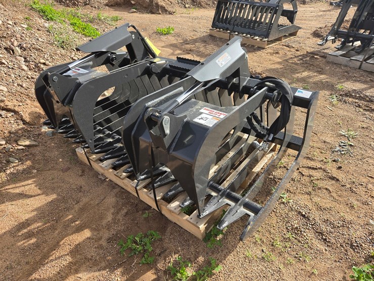 #6012-•-approx.-72"-unused-stout-hd72-4-skid-steer-brush-grapple-bucket-image-1