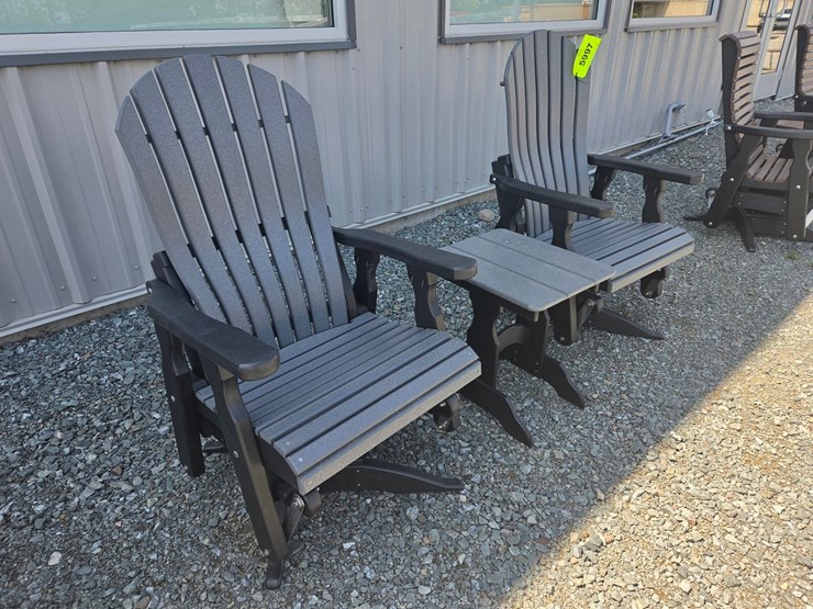 #5997-•-pair-of-outdoor-fanback-gliders-w/-table-image-4