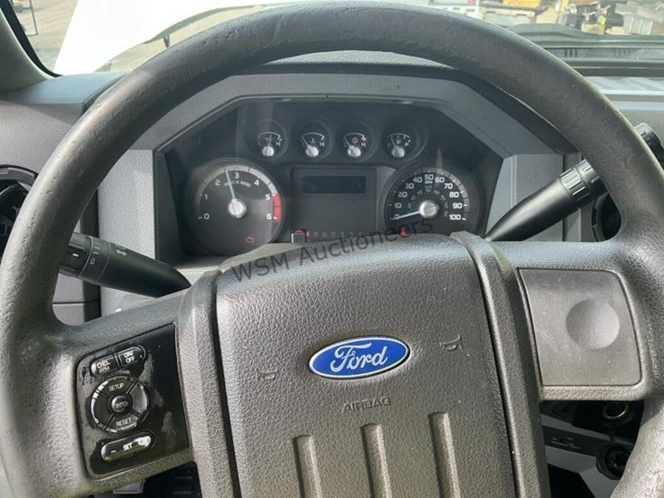 2015-ford-f550-image-19