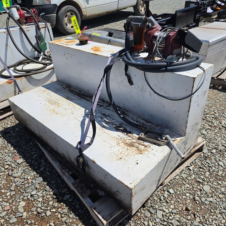 #6455 • 105 Gallon Fuel Transfer Tank W/Pump