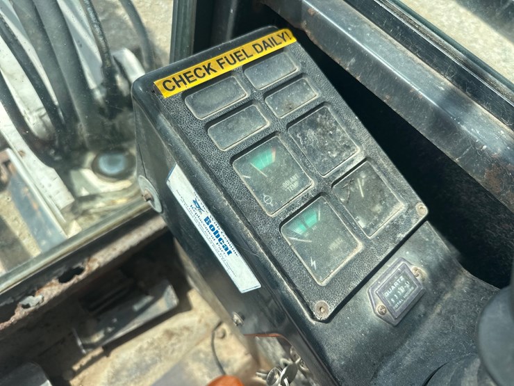 bobcat-231-image-35