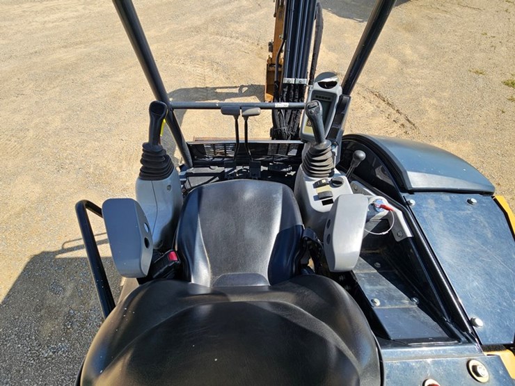 deere-35g-image-27