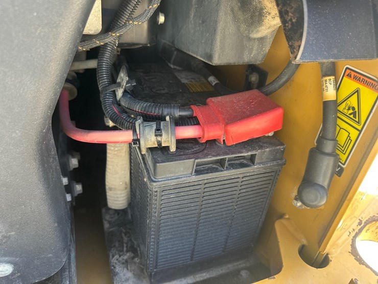 caterpillar-299d3-xe-image-54