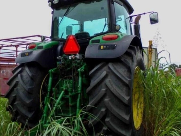 2012-john-deere-6210r-image-5