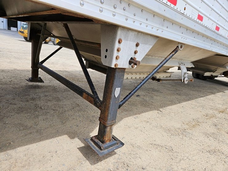2015-stoughton-trailer-image-14