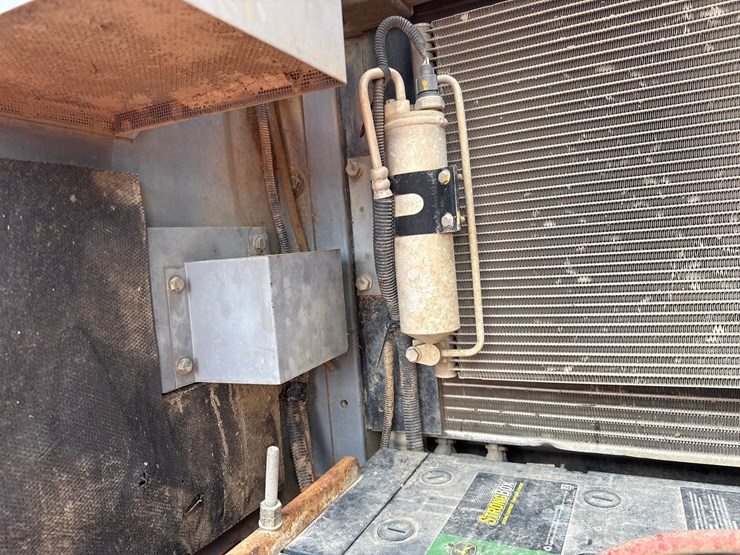 2006-hitachi-zx225-image-71