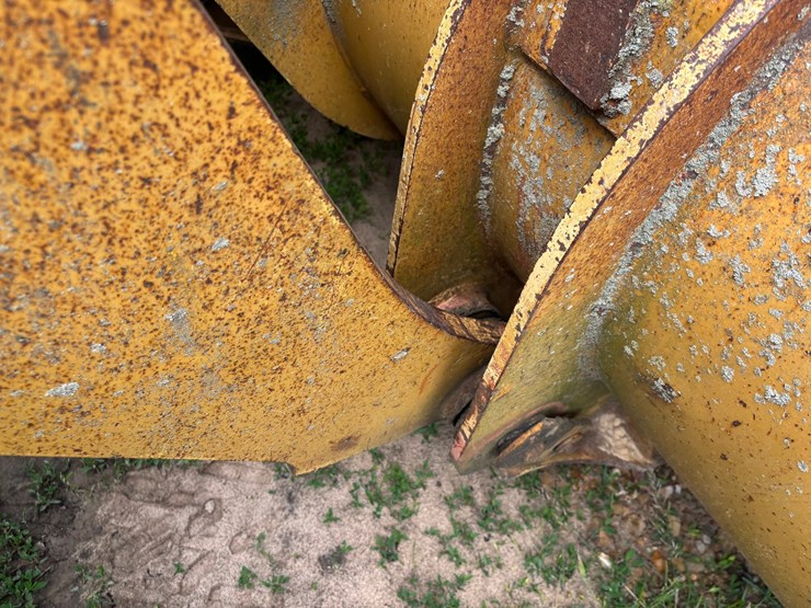 caterpillar-928g-image-89