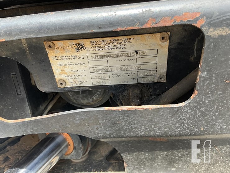 2015-jcb-8029cts-image-19