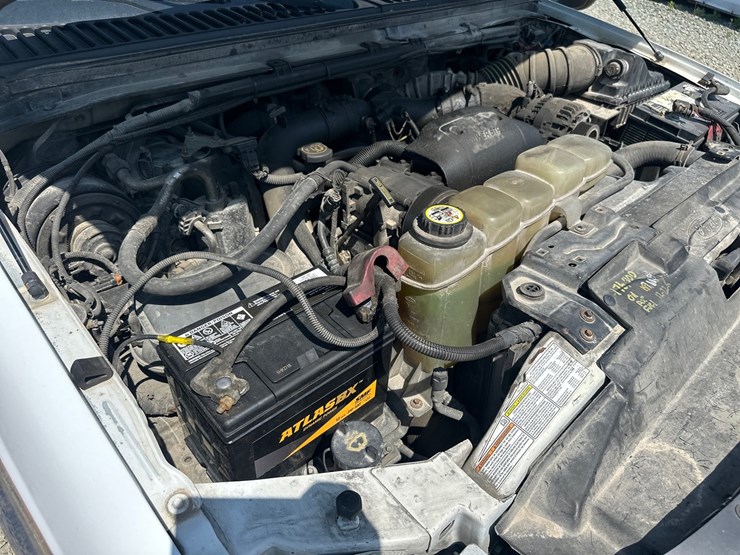 2001-ford-f450-image-33