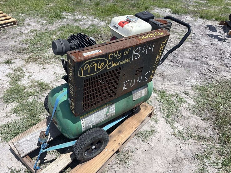 2002-speedaire-portable-gasoline-air-compressor-image-3