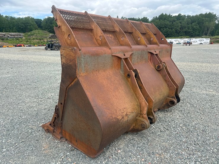 caterpillar-988-image-3