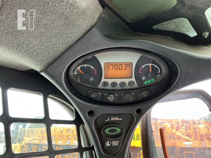 2019-bobcat-t770-image-18