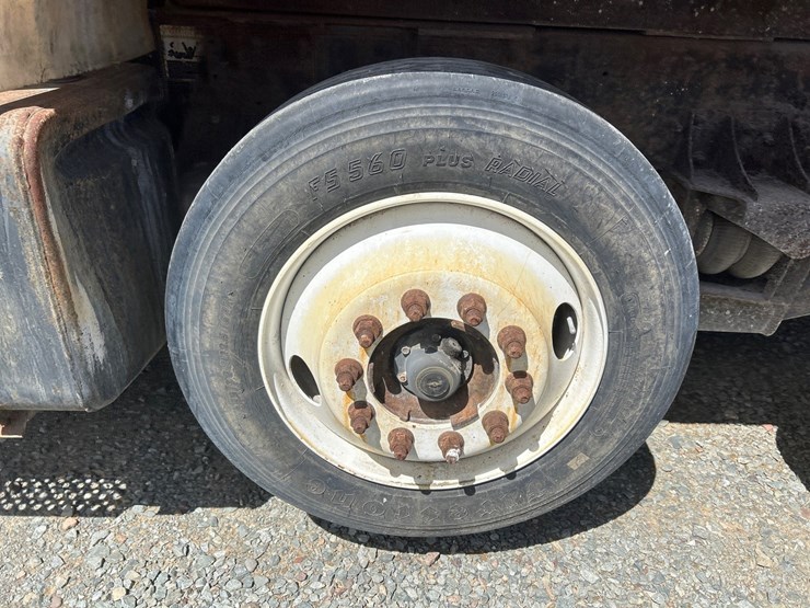 mack-dm688s-image-94