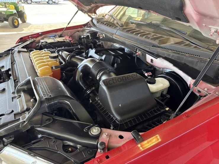 2016-ford-f150-image-13