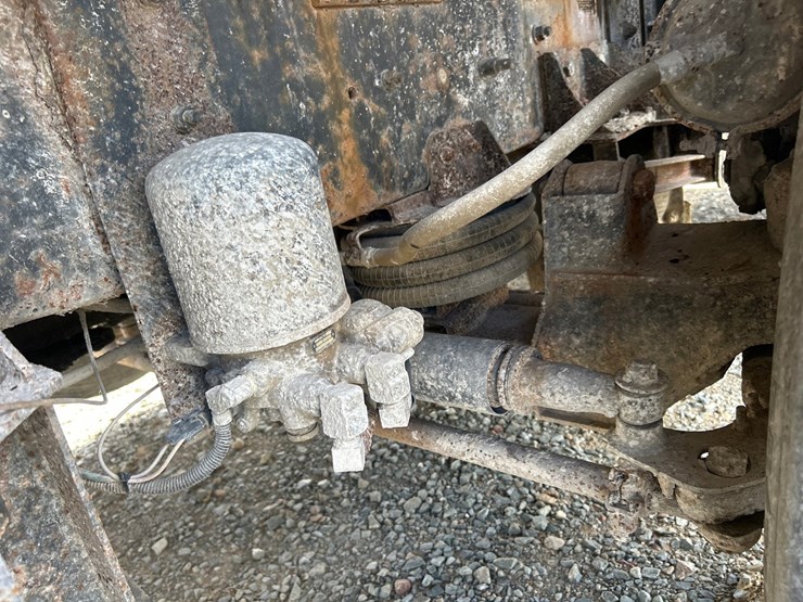 mack-dm688s-image-30