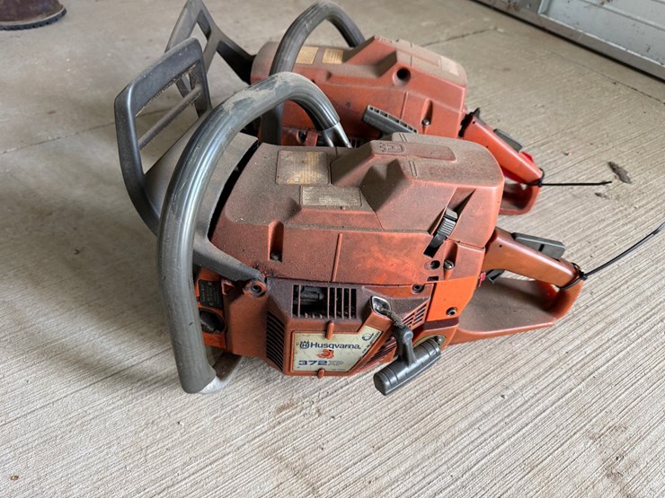 #1774-•-(2)-husqvarna-parts-chainsaws-image-4