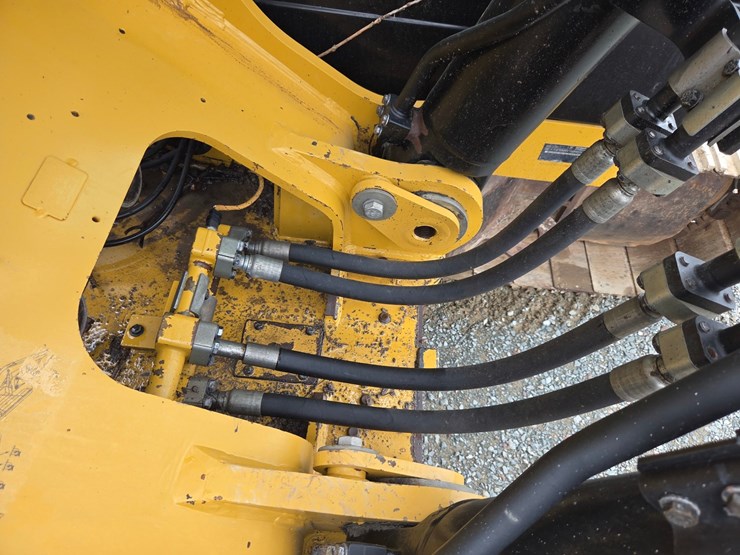 caterpillar-349el-image-26