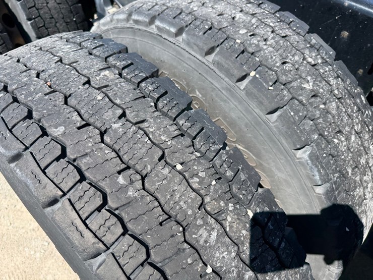 2018-kenworth-t680-image-78