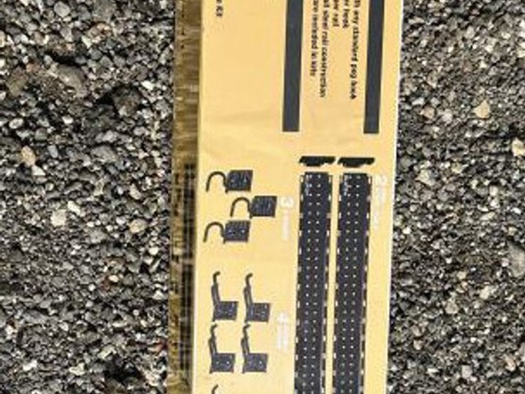 #113-•-klutch-16-piece-garage-storage-rail-starter-kit-image-4