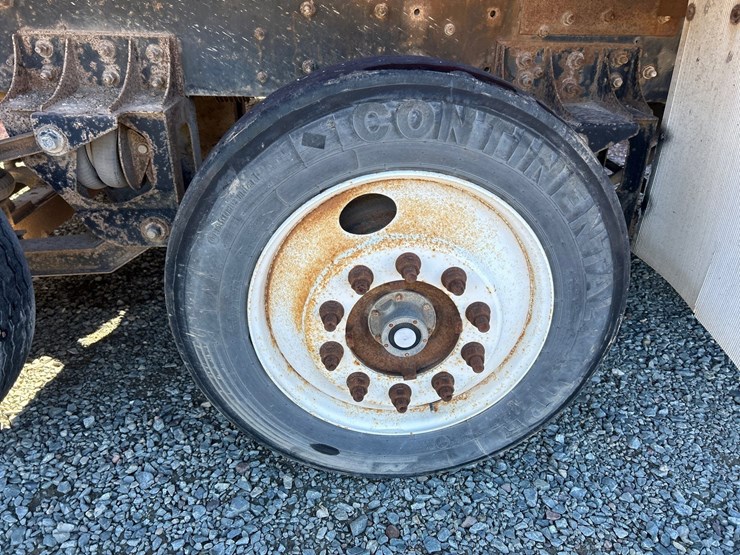 2001-mack-rd688s-image-87