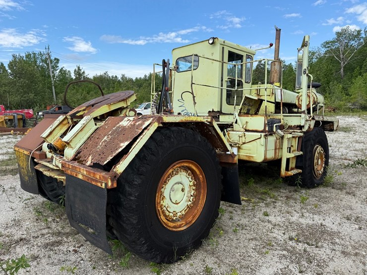 #1356-•-euclid-spotter-truck-image-5